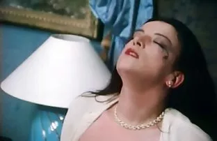 XXX 18 ساله شخص ساده و معصوم فیلمسکسیکمحجم بیدمشک او در مقابل دوربین