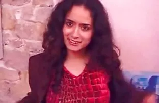 XXX ورزش پیشخدمت می شود sexکم حجم توسط تمام کارگران در کافه