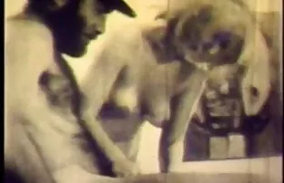 XXX پرشور ورزش فیلمسکسی کمحجم ساوانا سبک با سیلیکون و لب ها می شود توسط یک مرد سیاه و سفید