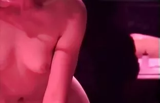 XXX پس از فارغ التحصیلی از دانشگاه, فیلم سوپر با حجم کم دانش آموزان تصمیم به رفتن به کلبه و یک زمان خوب است. الکل ماموریت خود را و آنها بسیار جدی فکر کردن در مورد که با قرار دادن میله در که