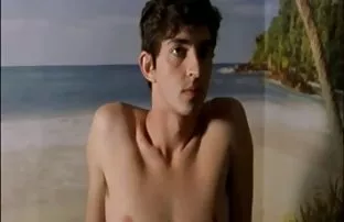 XXX پسر زرق و برق دار دختر مو قرمز دانلود رایگان فیلم سوپر کم حجم در بین جوانان