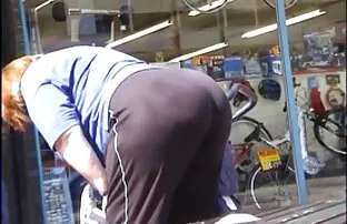 XXX زرق و برق دار ورزش ها سکسی کلیپ های کم حجم سکسی می شود توسط ماساژ دهنده بیش از حد