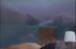 XXX ستاره های پورنو, مدل شفاف, کلیپ کم حجم سکسی لباس شنا به آرامی رقص و نشان می دهد جوانان خود را لمس و در نهایت رفتن به پایین با دست خود و شروع به جلق زدن