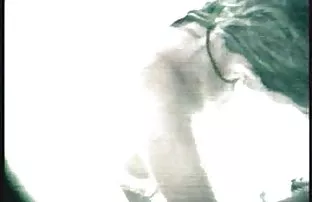 XXX یک مرد با پرداخت صد دلار به یک زن و شوهر از همکار بنابراین در آغوش گرفتن یکدیگر در مقابل دوربین خش خش های جدید دلار و خرید شورت جدید را ترک نمی کلیپ کم حجم سکسی کند سایه ای از شک و تردید در روح خود و برنامه نویس, لباس بلند شروع به نوازش کردن