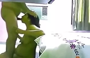 XXX خوش تیپ سیاه و نقاب مرد جوان در سبزه فیلم سکسی کم حجم رایگان شاهزاده خانم, خروس سیاه بزرگ